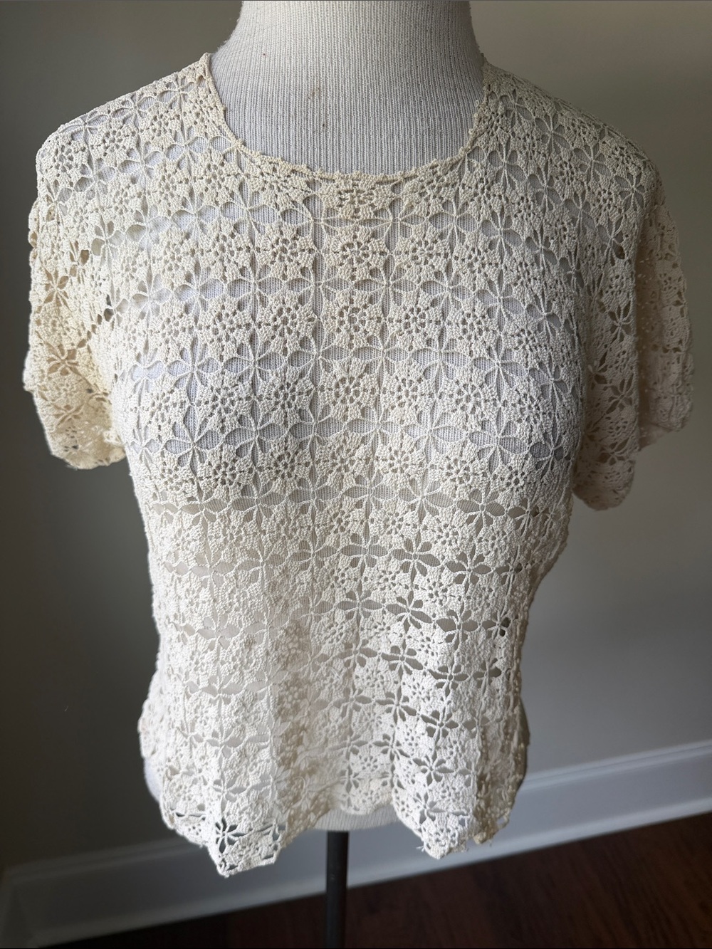 Hand Crafted Cream Crochet Floral Short Sleeve Top